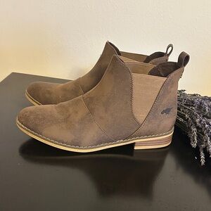 Women’s Brown Ankle Boots